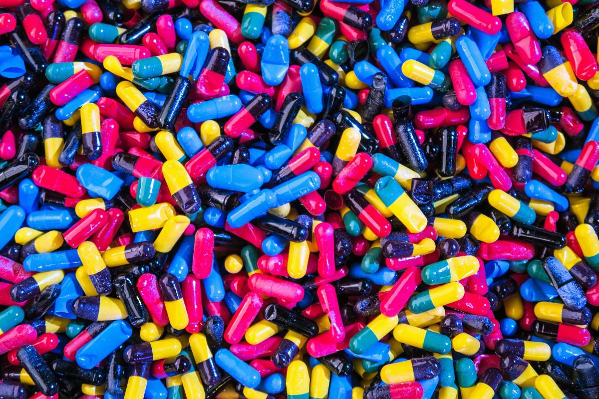 los angeles assorted-color pills united states